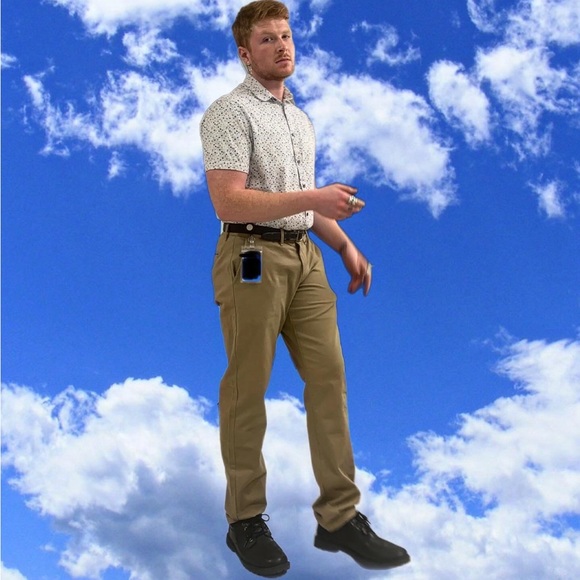 Hello! I’m Brandon 😊 - Picture 6 of 10